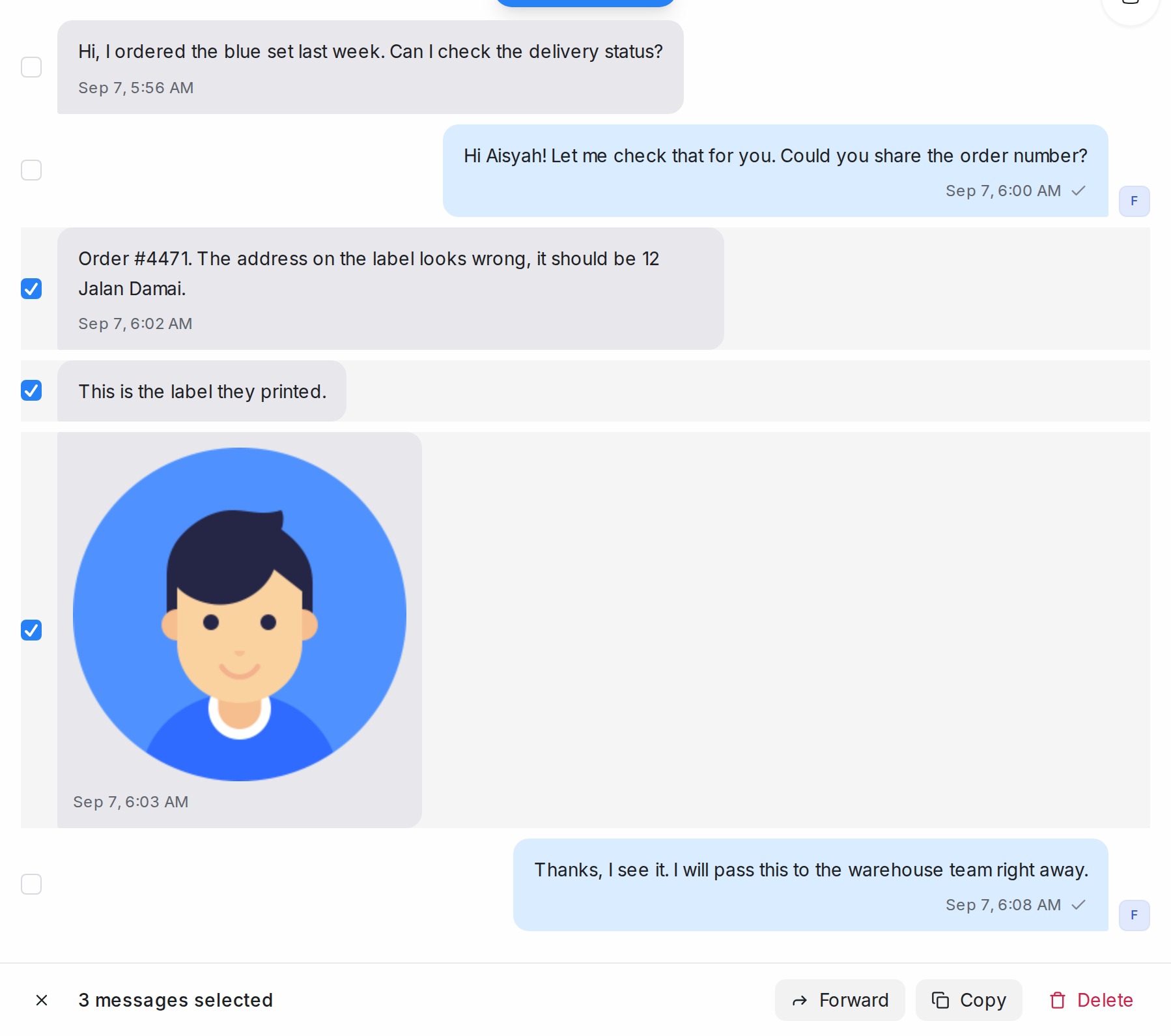 Three messages ticked, with the Forward, Copy and Delete bar in place of the reply box